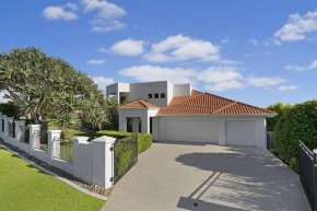 44 Driftwood Drive Castaways Beach Sunshine Beach